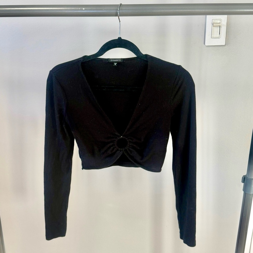 Dynamite Black Cut-Out Crop Top - Picture 2 of 4